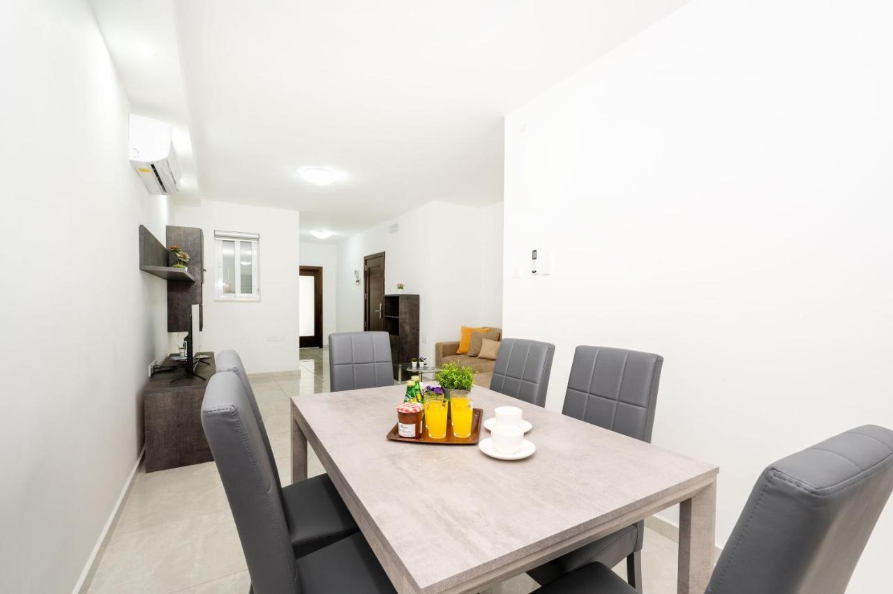 Vela Blu Apartments - Rose Court Gzira Luaran gambar