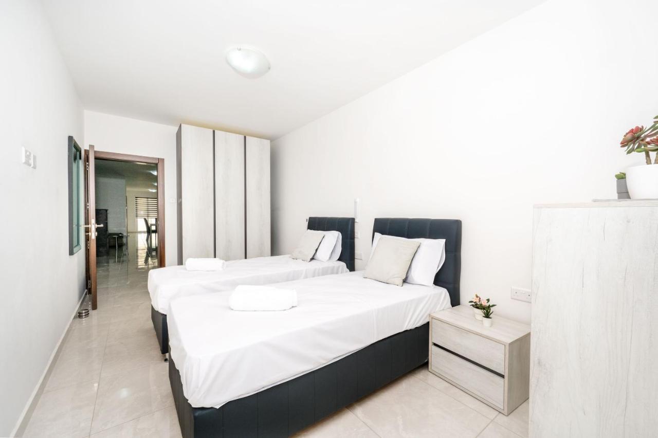 Vela Blu Apartments - Rose Court Gzira Luaran gambar