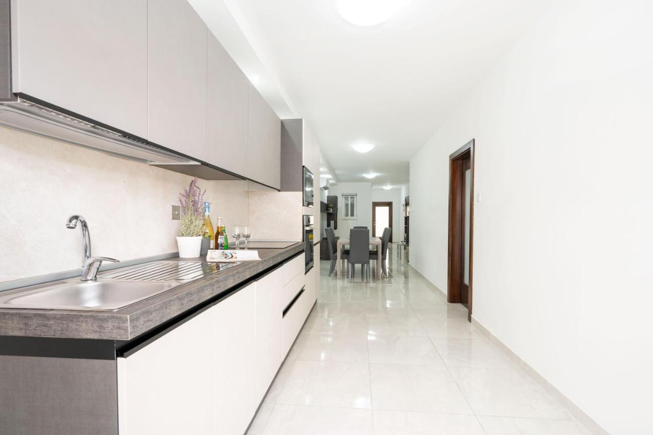 Vela Blu Apartments - Rose Court Gzira Luaran gambar