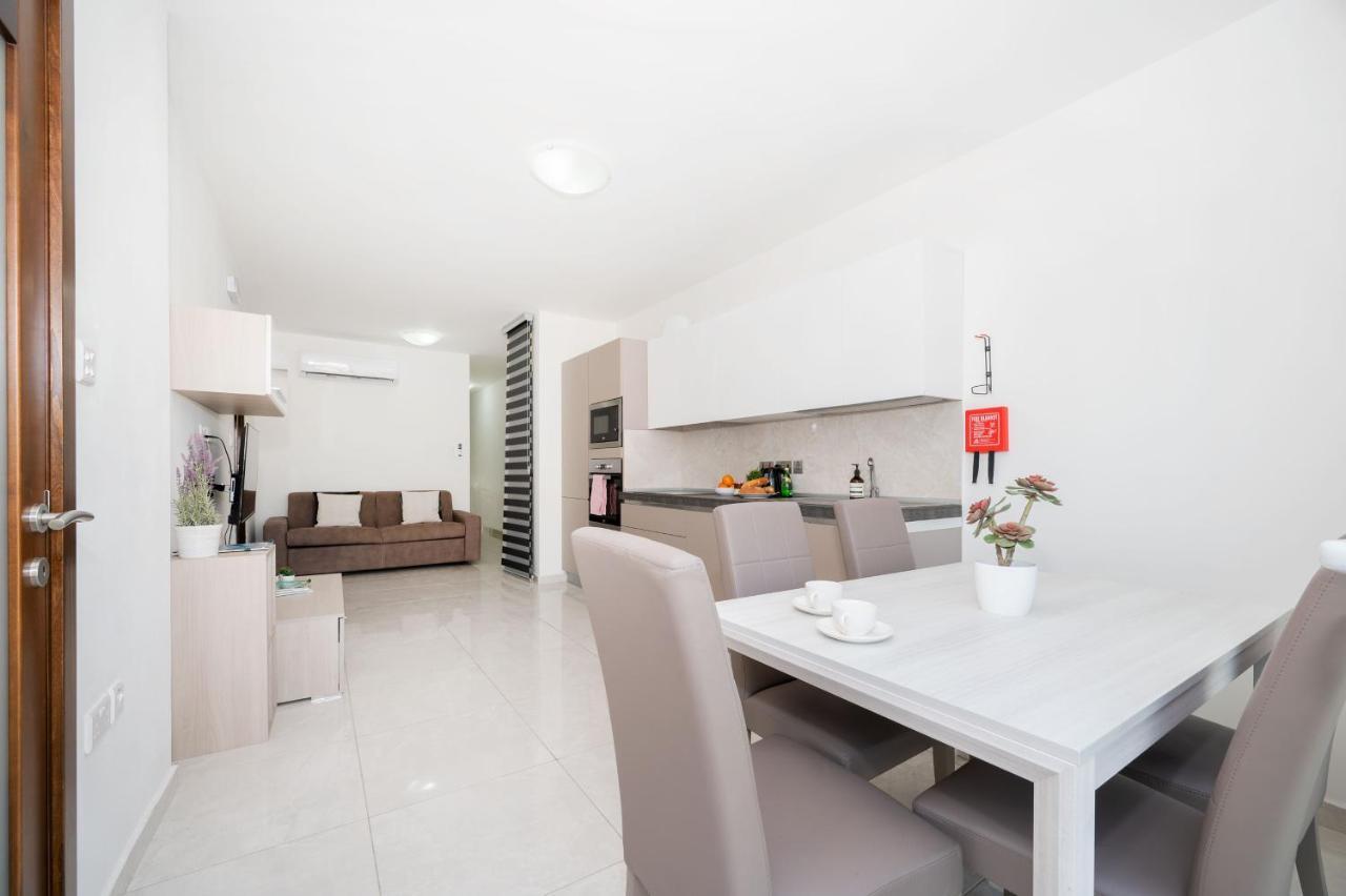 Vela Blu Apartments - Rose Court Gzira Luaran gambar