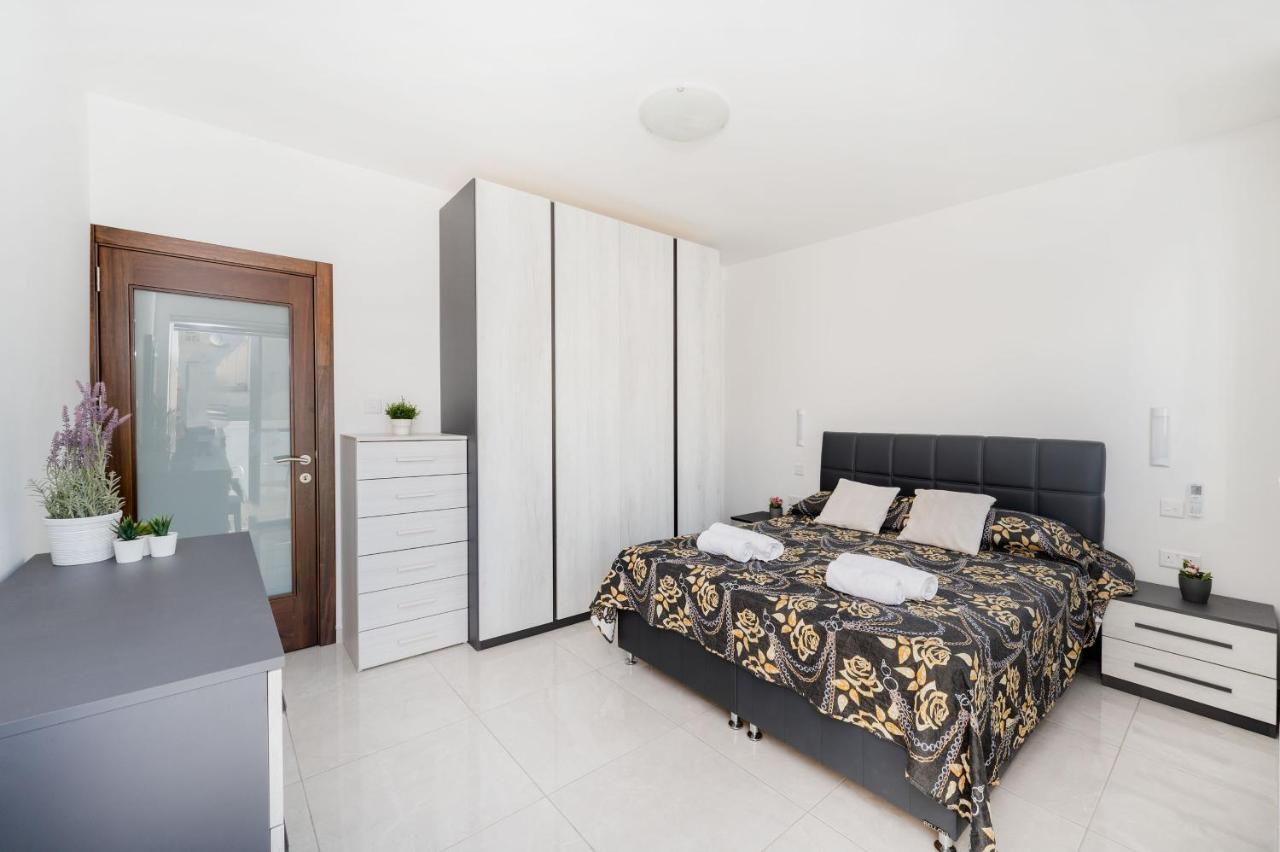 Vela Blu Apartments - Rose Court Gzira Luaran gambar